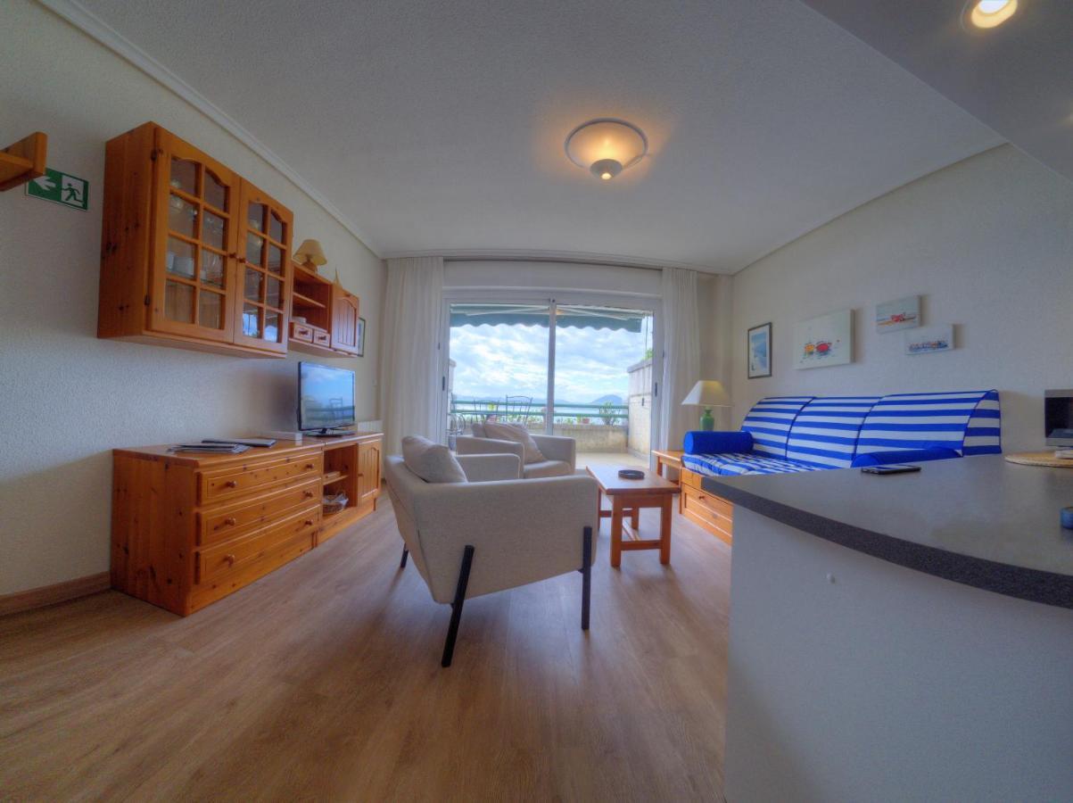 Vistamar. Primera Linea. Bahia De Santona Apartment Luaran gambar
